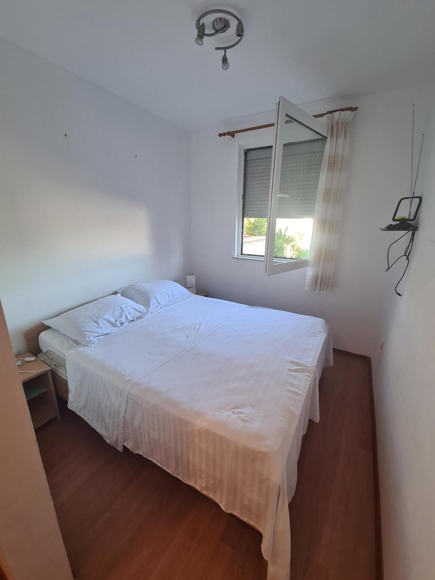 Apartments With A Parking Space Cizici, Krk - 15415 Malinska Extérieur photo